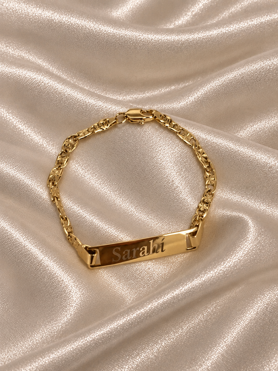 Personalized Nameplate Bracelet