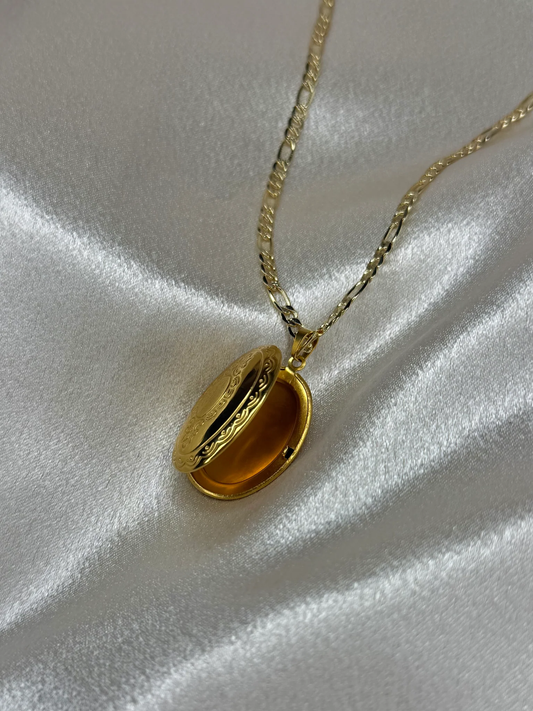Simple Locket Necklace